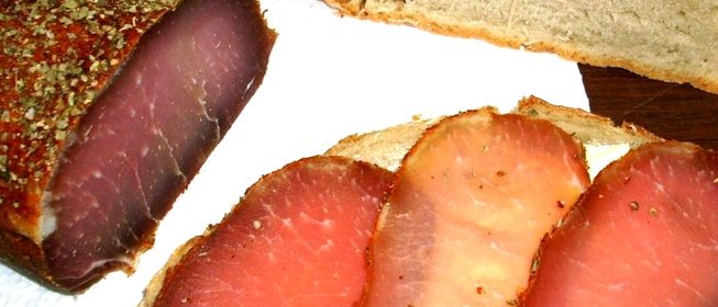 Вяленая свинина со специями