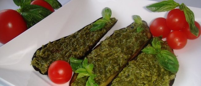 Баклажаны под соусом а-ля песто, просто и быстро