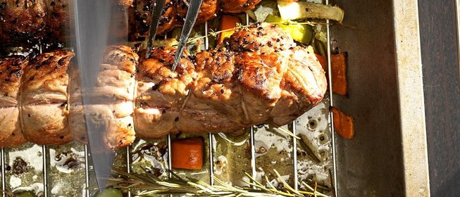 Свинина с черносливом