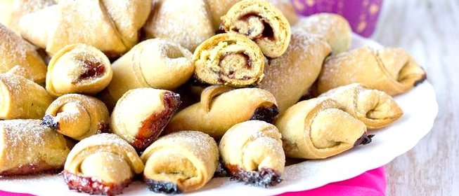 Рогалики с джемом «Завертушки»
