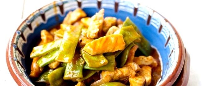 Свинина с зеленой фасолью