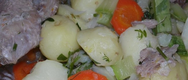 Овощное рагу с гусиным мясом