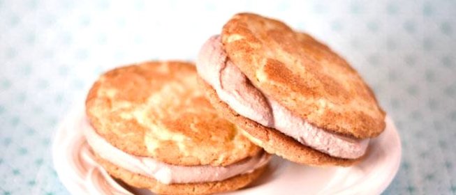 Печенье с мороженым