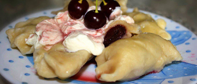 Вареники с вишней