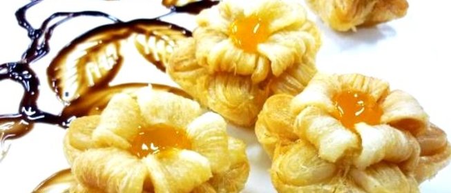 Слоеное тесто с вареньем