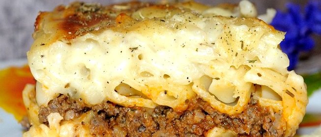 Запеканка из макарон под соусом бешамель