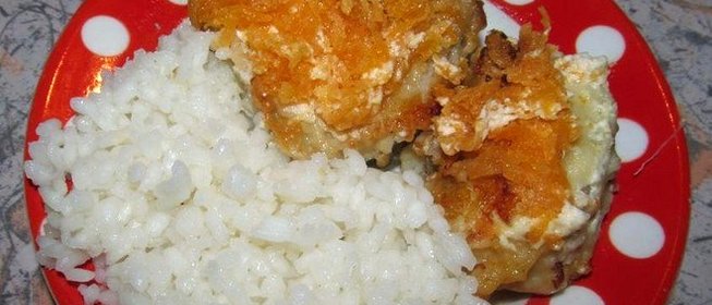 Жареная рыба с морковкой и майонезом