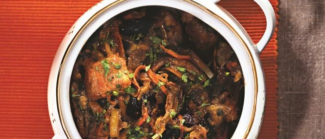 Капустная солянка со свининой