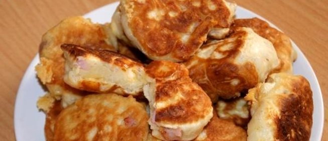 Оладьи с ветчиной и сыром