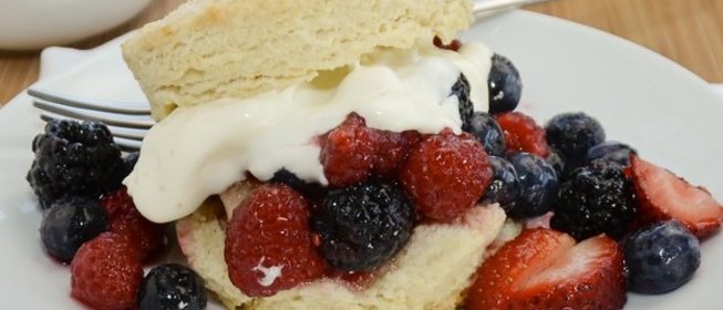 Песочное печенье с ягодами