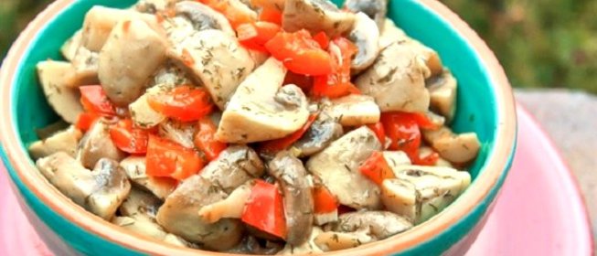 Вкусная закуска из грибов и перца