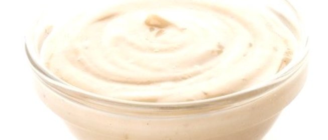 Соус «Цезарь» с красным молотым перцем