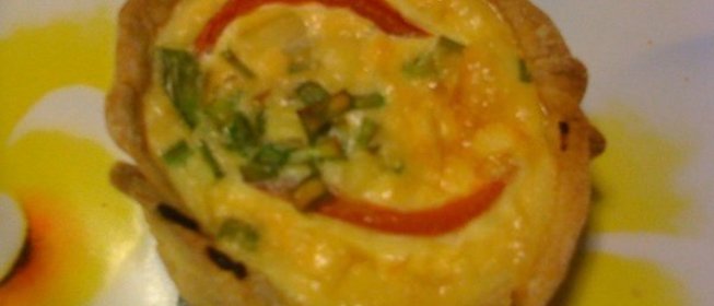 Киш с помидорами и моццареллой