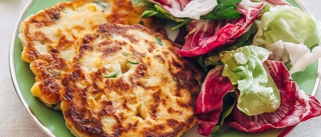 Оладьи с кукурузой и беконом