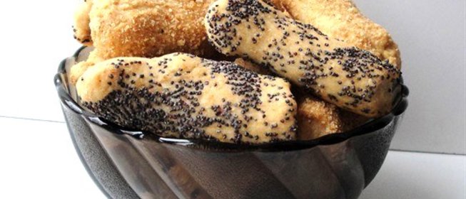 Чесночное печенье с соевым соусом