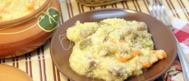 Кукурузная каша с мясом по-деревенски