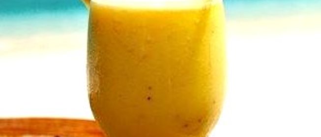 Легкий банановый коктейль с овсяными хлопьями