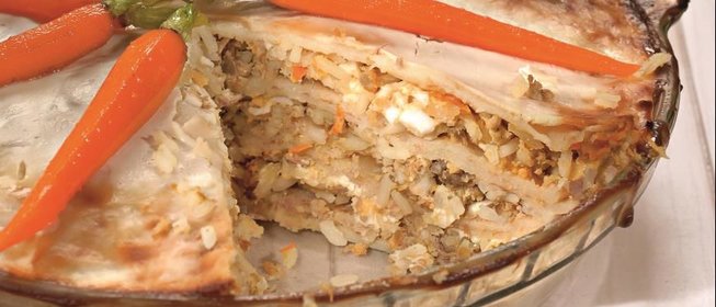 Блинчатый пирог с мясом и яйцами