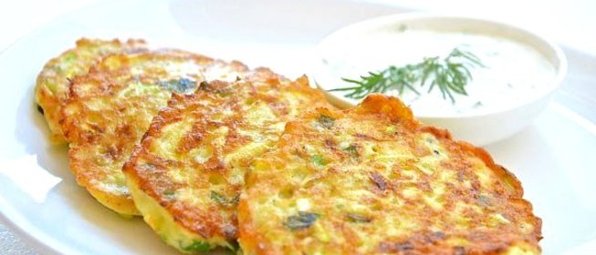 Оладьи из кабачков с сыром и чесноком