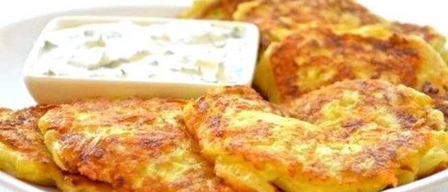 Оладьи из кабачков с сыром и чесноком