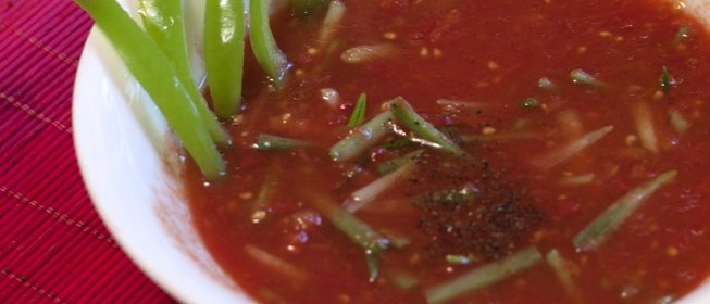 Черемша с томатным соком и маслом