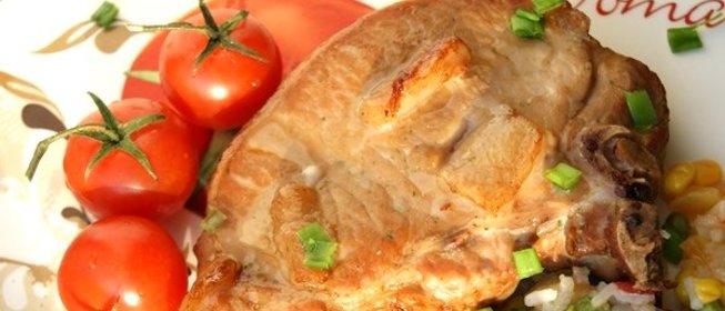 Свинина на косточке в духовке