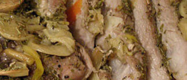 Свинина, запеченная с сельдереем