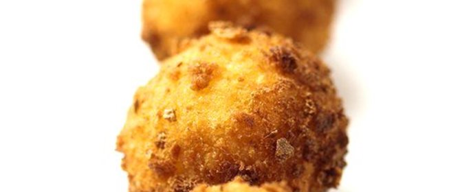 Жареные шарики из моцареллы