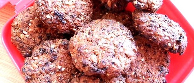 Овсяное печенье с сухофруктами с миндалем