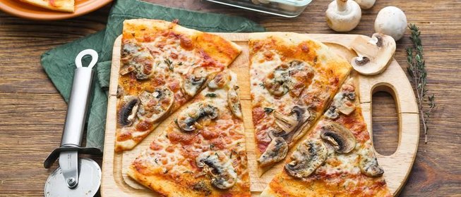 Пицца с грибами