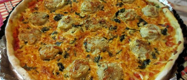 Пицца по‑студенчески с пельменями