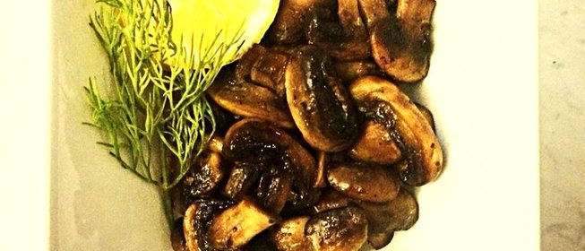 Холодная закуска из грибов с лимонами