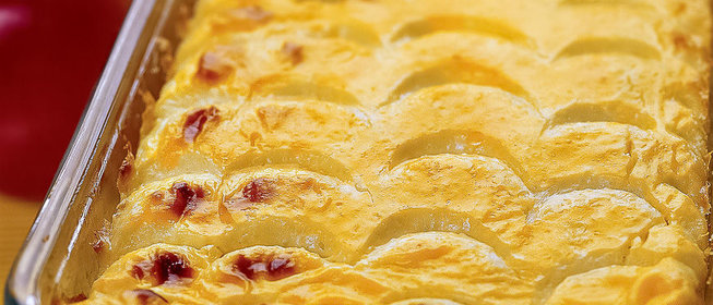 Творожная запеканка с яблоками