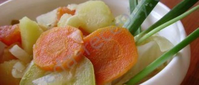 Рагу с яблоками и овощами