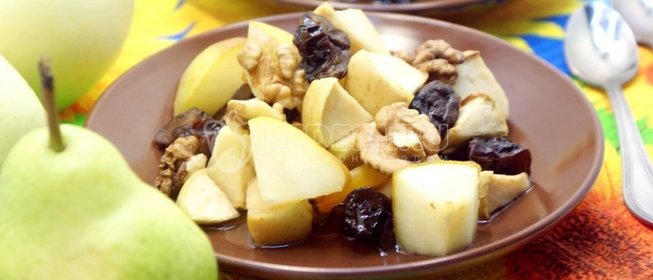 Канапе с яйцами и ветчиной