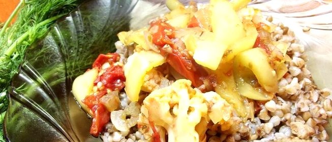 Свинина тушеная с овощами