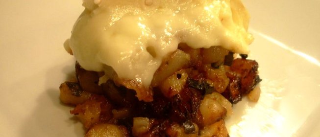 Картофель запеченный с сыром Бри