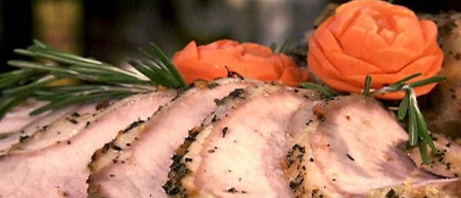 Свинина с шалфеем и чесноком