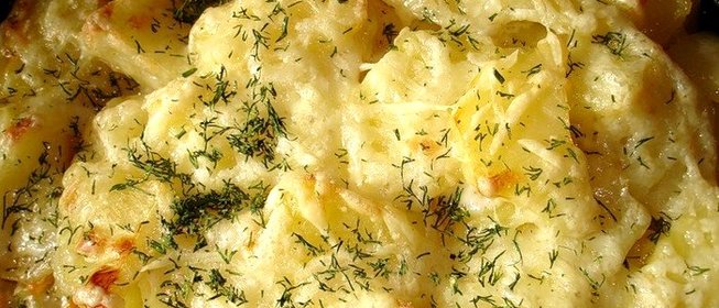Картофель тушеный в сметане