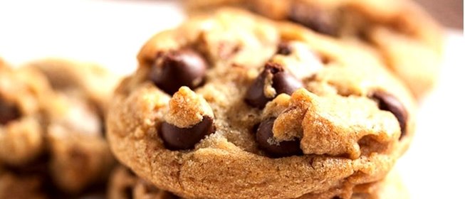 Печенье с кусочками шоколада-каплями