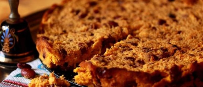 Овощная запеканка с фасолью и сельдереем