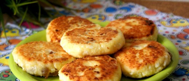 Сырники с кукурузной мукой и изюмом