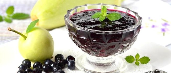 Джем из черники, яблок и кабачков