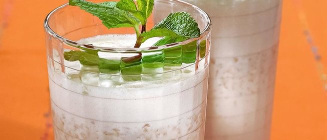 Банановый коктейль с медом