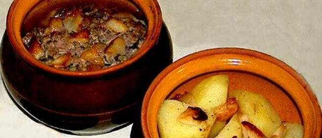 Картофель с салом в горшочке