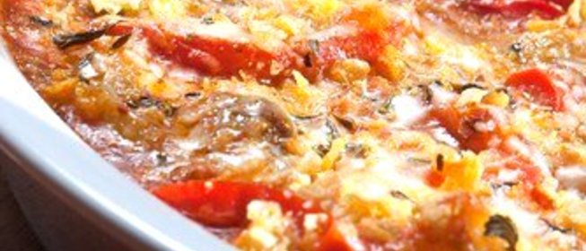 Картофельный гратен с перцами поблано и луком