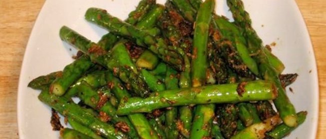 Спаржа в пароварке