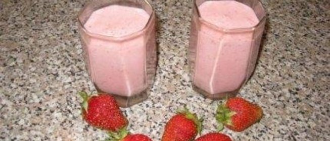 Клубничный коктейль