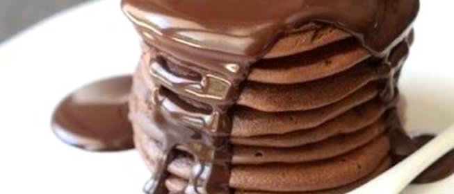 Быстрые шоколадные оладьи