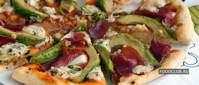 Пицца с авокадо